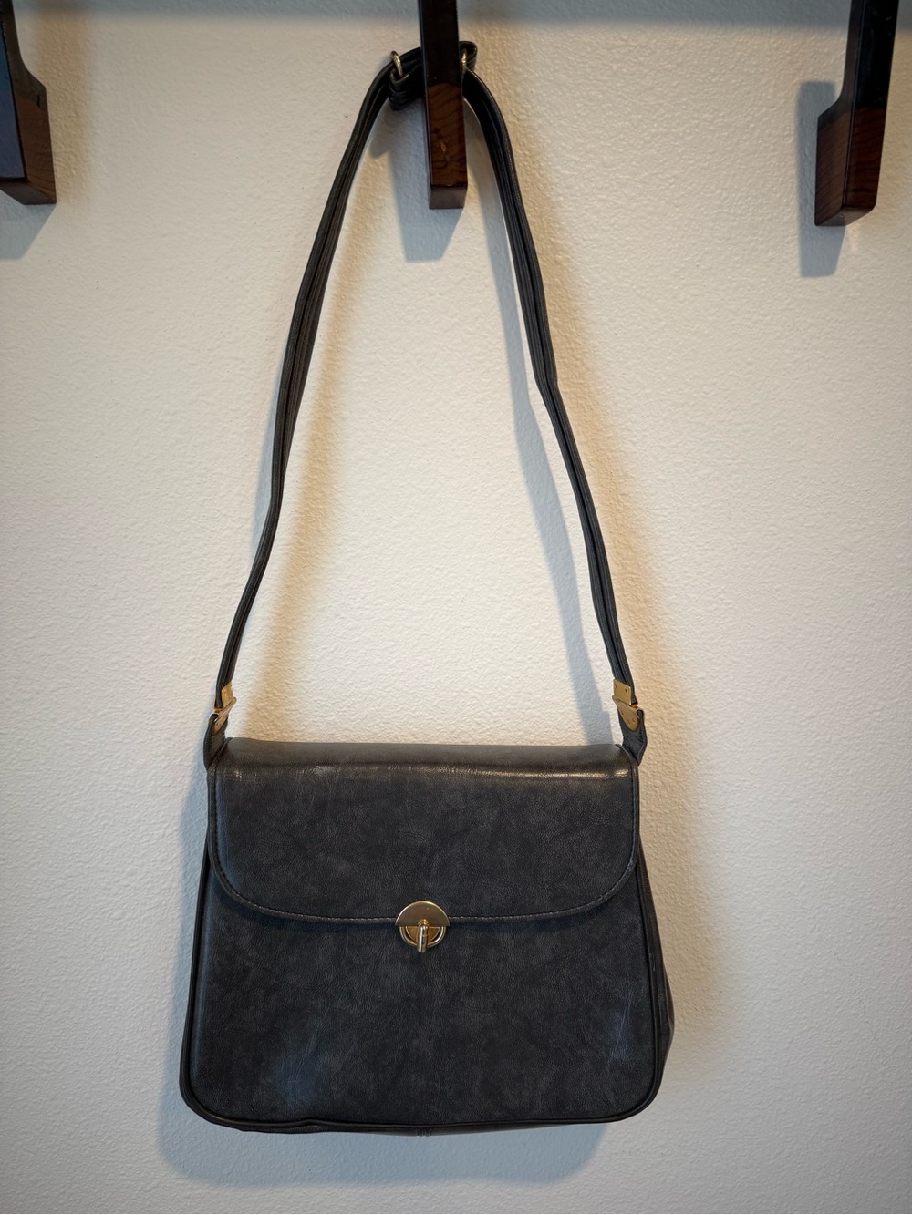 Vintage grey Shoulder Bag with Gold Hardware